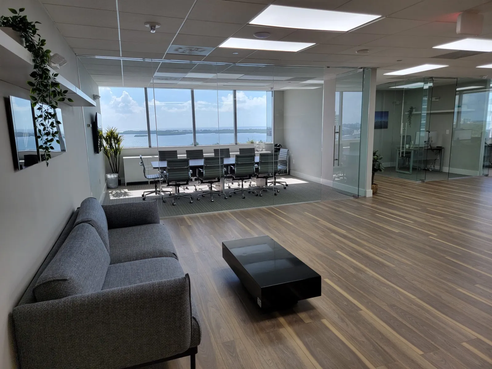 50 Biscayne, Miami